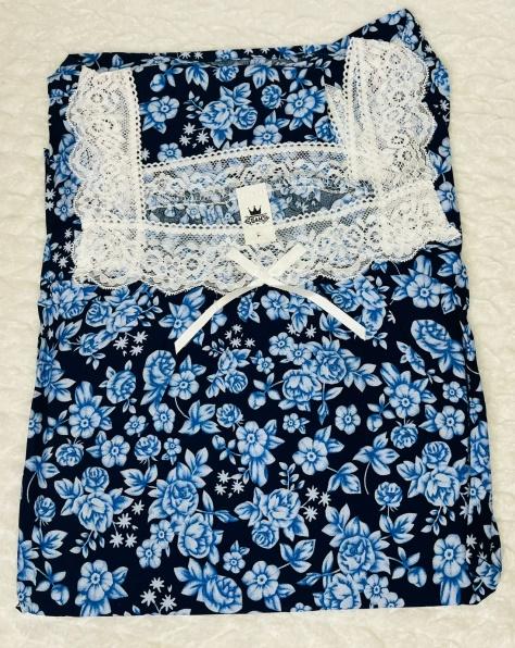 Square Lace Navy Porcelain Dubai Maxi IL1010